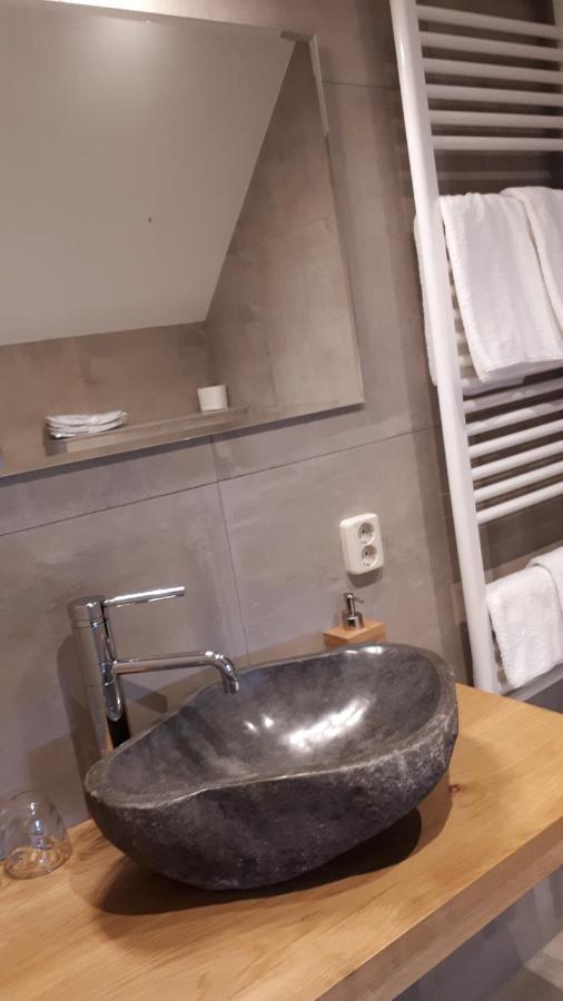 Bed En Breakfast Het Oelenest Hooghalen Exterior photo